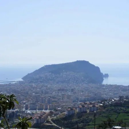 5 Star With Majestic Views, 1036 * ألانيا